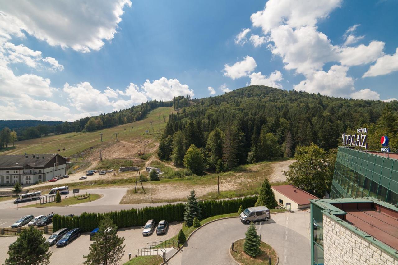 Hotel Pegaz Krynica Zdroj Exterior photo